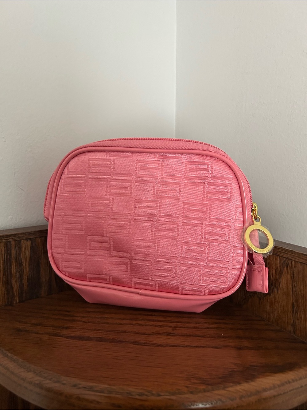 Estée Lauder Pink Women's Cosmetic Pouch - Quilted Logo Texture